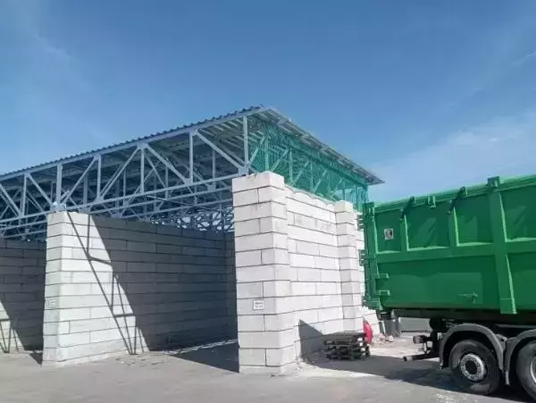 Takie wiaty śmietnikowe to niesamowita wygoda.