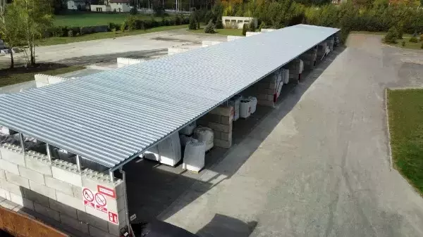 Są na rynku firmy budujące hale łukowe. To nie jest najlepsza droga! 