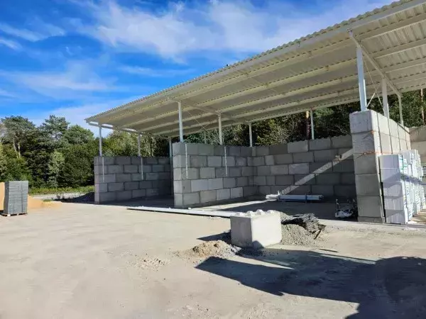 Zajmujemy się dokumentacją i wykonaniem.